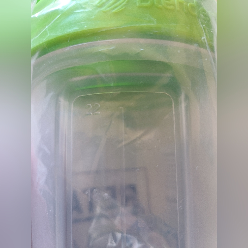 Orgain Blender / Shaker Bottle - Picture 5 of 6